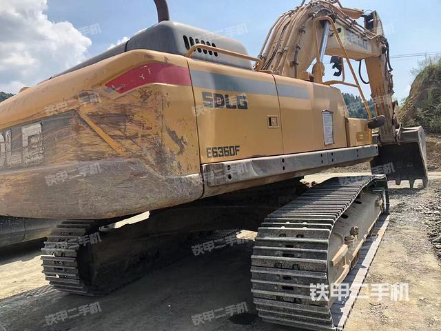 整机右后45°（整机外观）