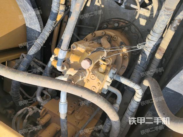 回轉(zhuǎn)馬達（上車部件）