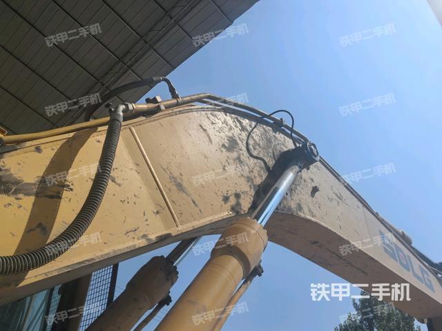 大臂整體?右側(cè)（工作和回轉(zhuǎn)裝置）