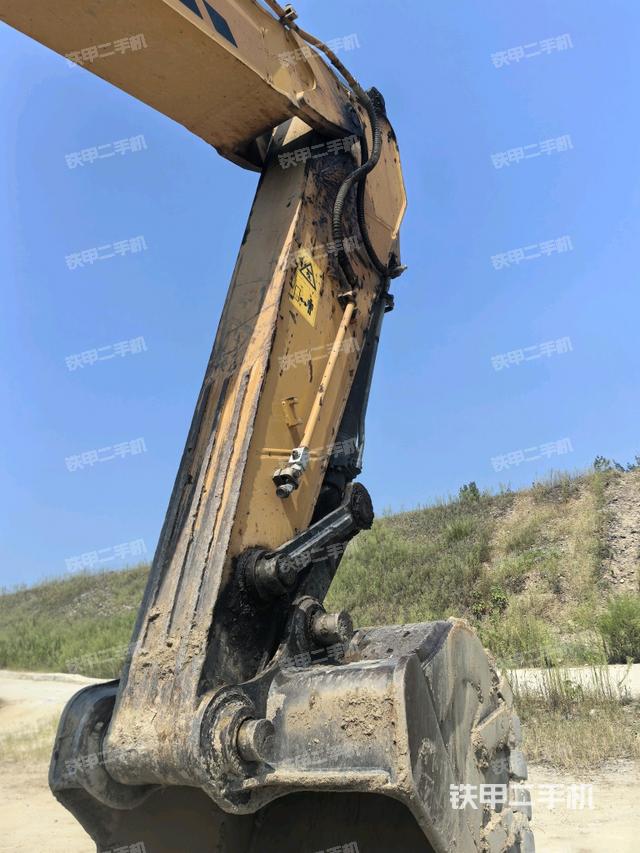 小臂整體右前（工作和回轉(zhuǎn)裝置）