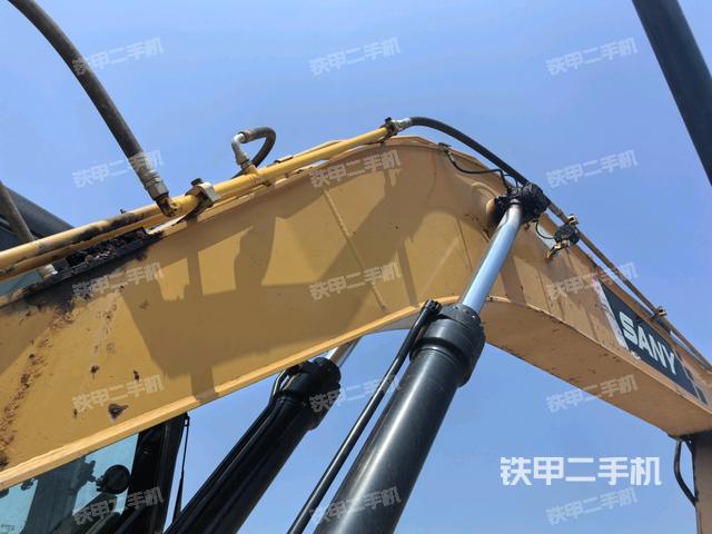 大臂整體?右側(cè)（工作和回轉(zhuǎn)裝置）