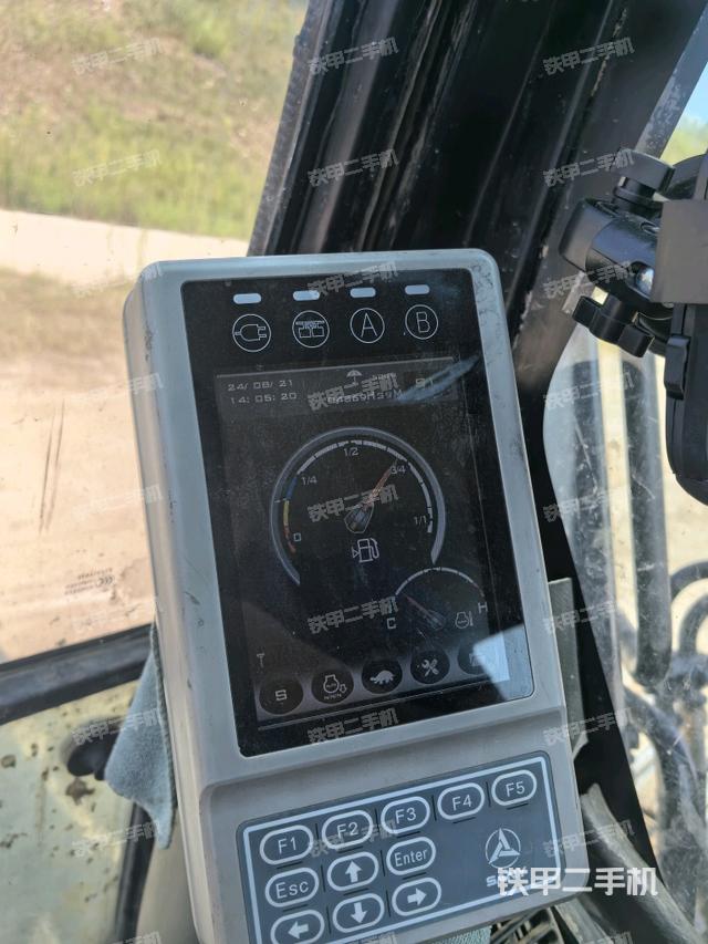 小時(shí)表（駕駛室部分）