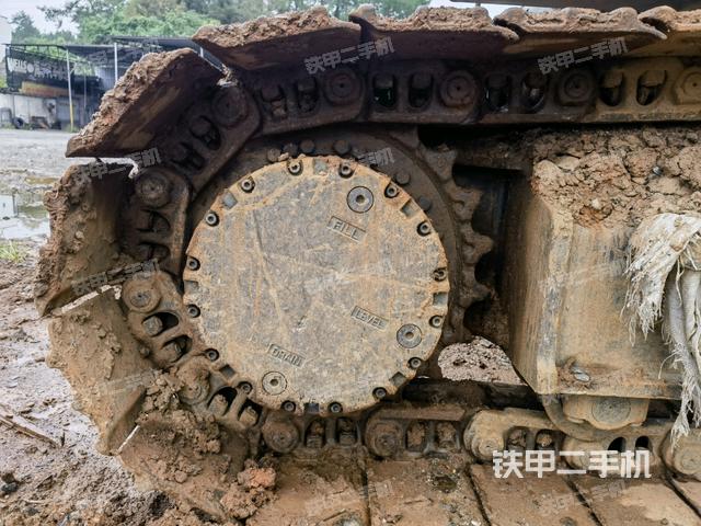 左驱动轮（行走机构）