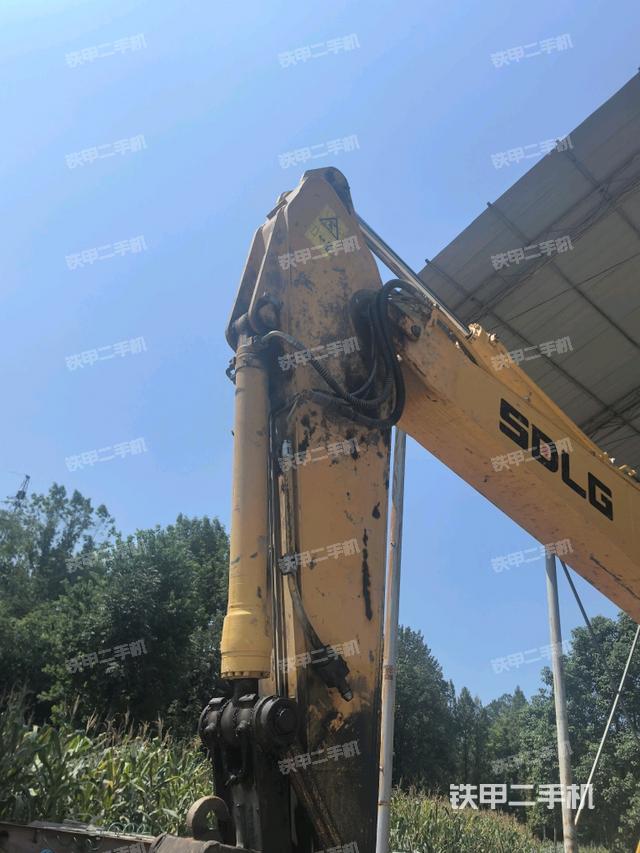 小臂整體左后（工作和回轉(zhuǎn)裝置）