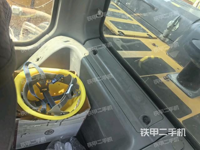 座椅后部（駕駛室部分）