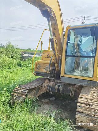 江苏-淮安市二手山东临工E680F挖掘机实拍照片