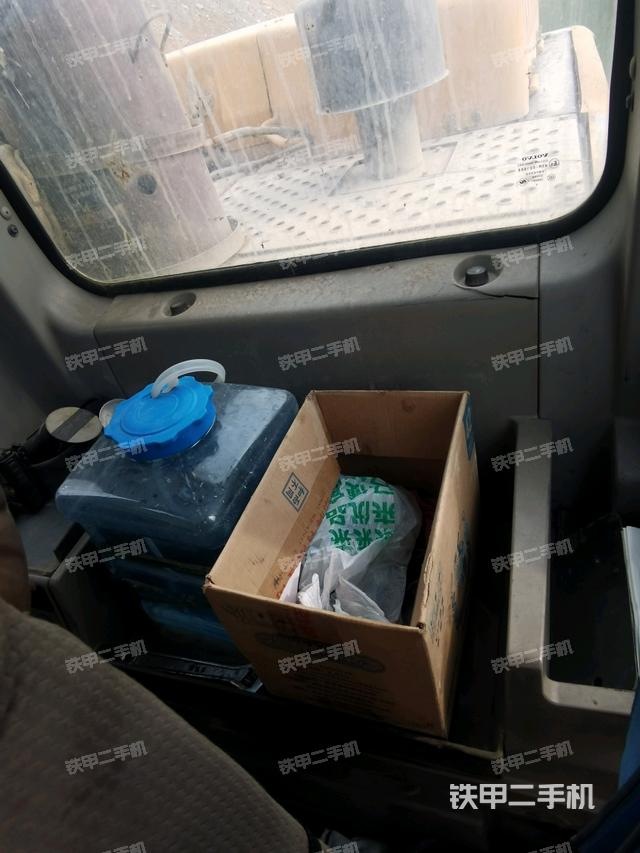 座椅后部（駕駛室部分）