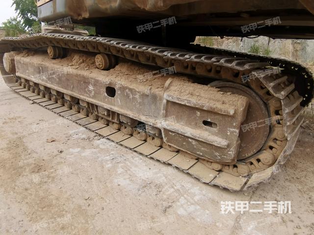 右側(cè)履帶整體（行走機構(gòu)）