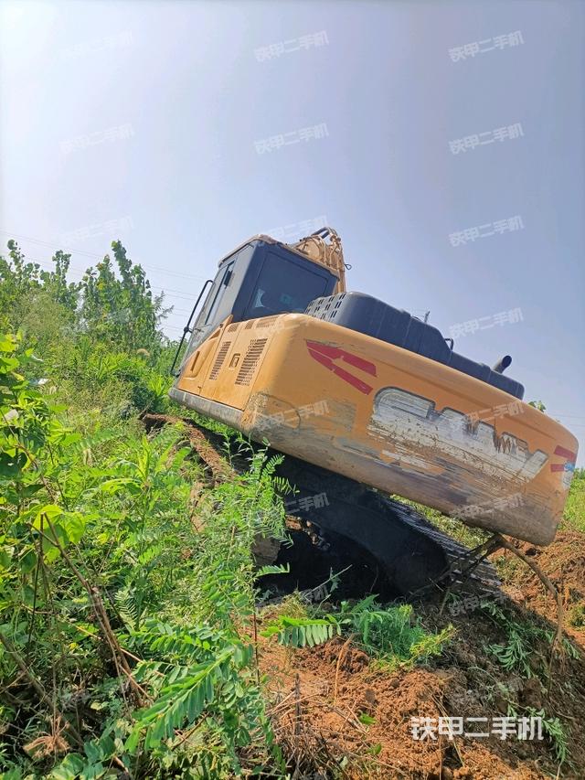右后45(整機(jī)外觀) 右后45(整機(jī)外觀)