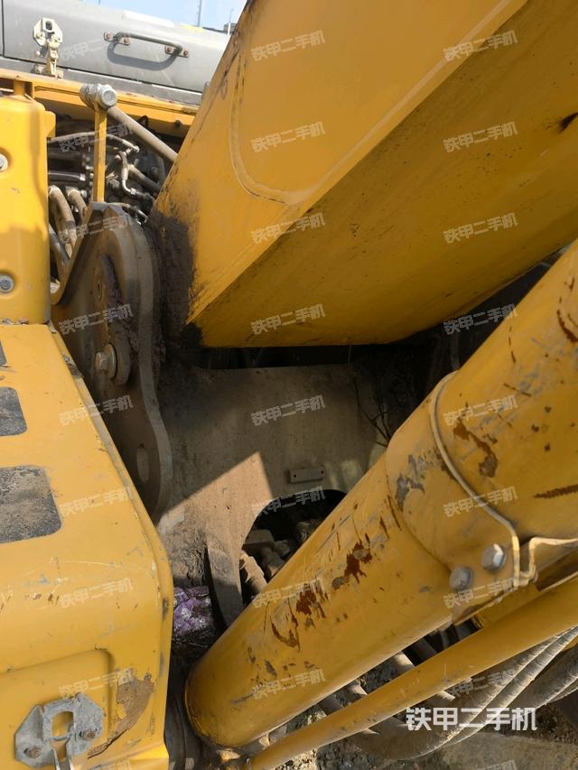 大臂根部?斜視（工作和回轉(zhuǎn)裝置）