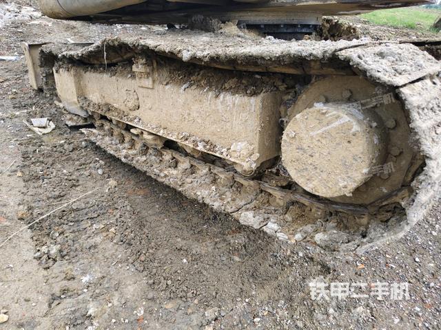 左側(cè)履帶整體?（行走機(jī)構(gòu)）