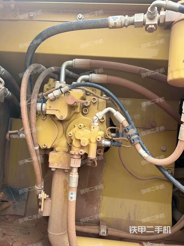 液壓泵室（大件艙室）