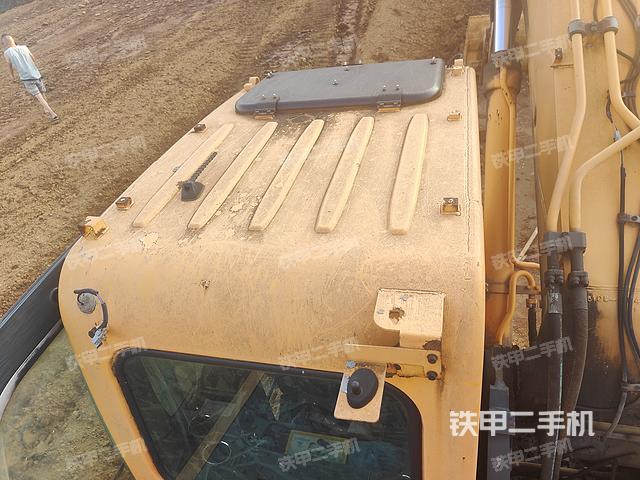 駕駛室頂部（整機(jī)外觀）