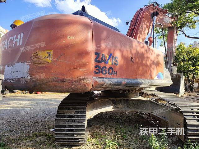 駕駛室頂部（整機(jī)外觀）