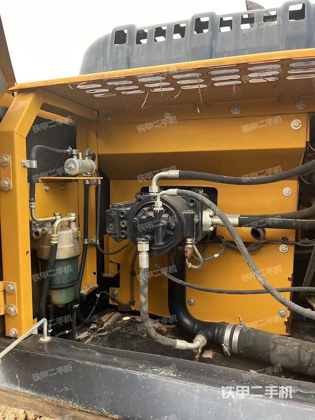 散熱器正面（大件艙室）