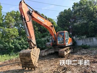 斗山DX220LC-9C挖掘机实拍图片