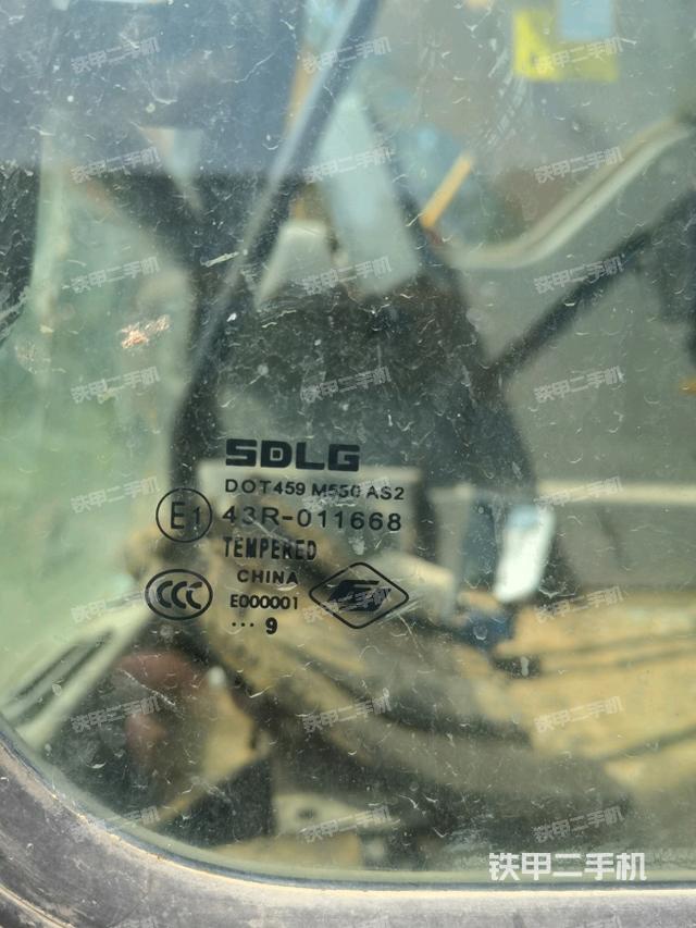 后窗玻璃角標(biāo)（駕駛室部分）