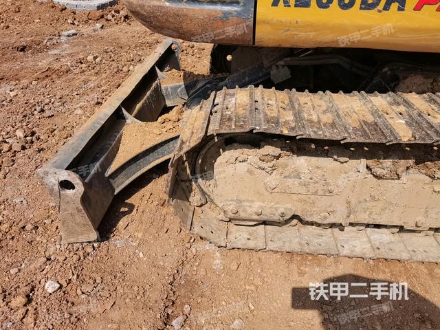 右導(dǎo)向輪（行走機構(gòu)）