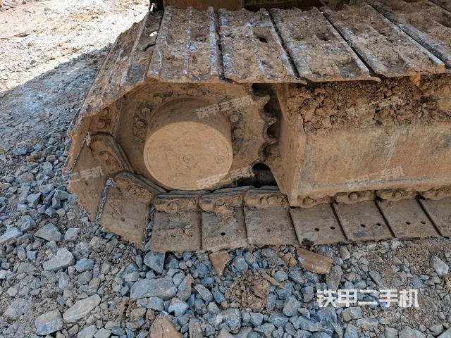 右驅(qū)動(dòng)輪(行走機(jī)構(gòu)) 右驅(qū)動(dòng)輪(行走機(jī)構(gòu))