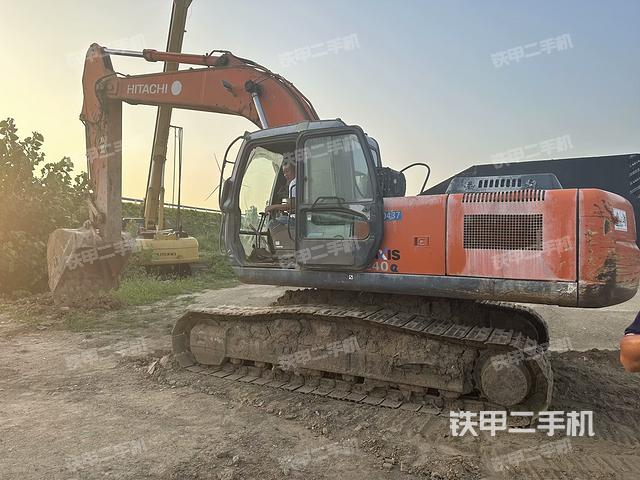 日立ZX240-3G挖掘机