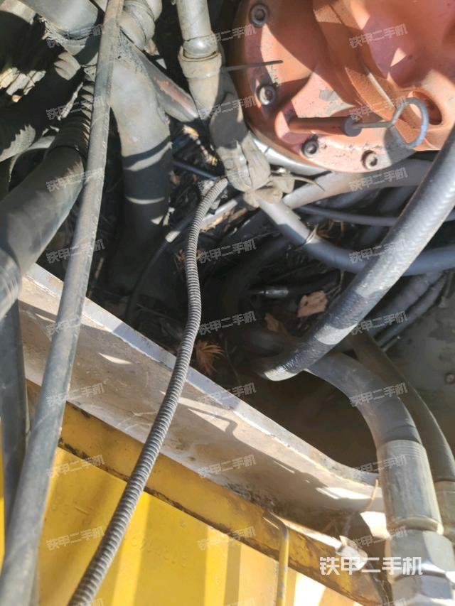 气门室盖螺丝特写（上车部件）