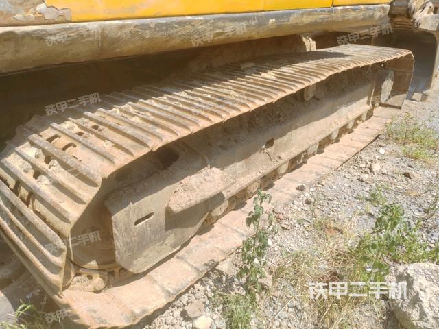 左侧履带整体 （行走机构）