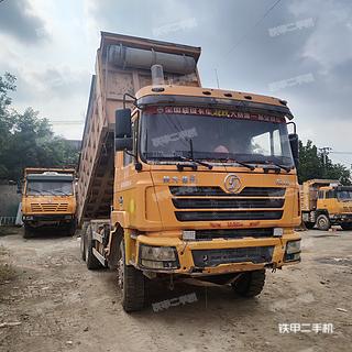 大連陜汽重卡6X4工程自卸車實(shí)拍圖片