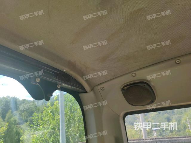 左后方玻璃角标（驾驶室部分）