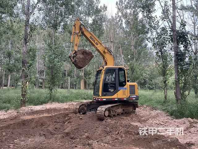山東臨工LG685挖掘機