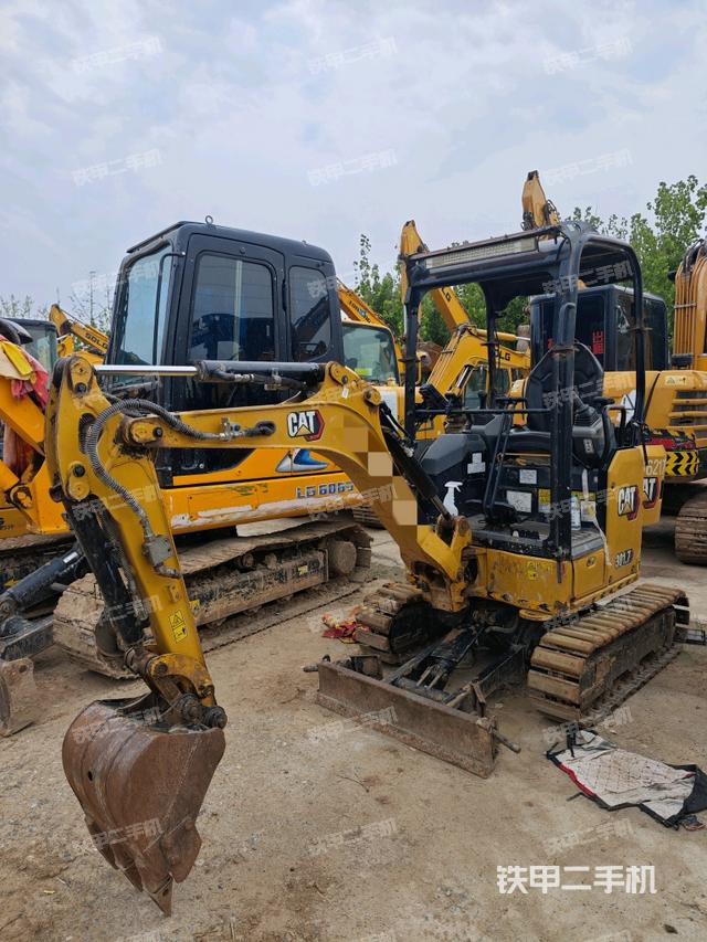 卡特彼勒CAT®301.7 CR 微型液压挖掘机