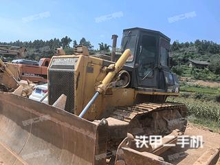 山推SD16標(biāo)準(zhǔn)型推土機實拍圖片