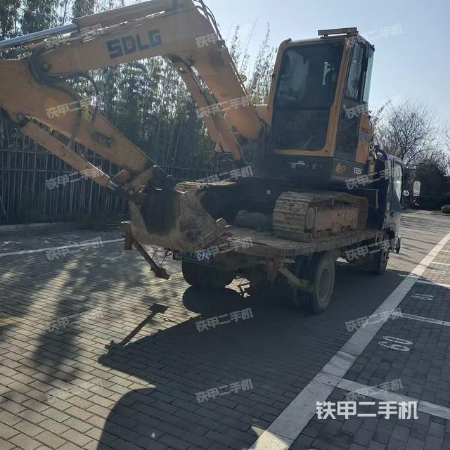 山东临工E655F挖掘机