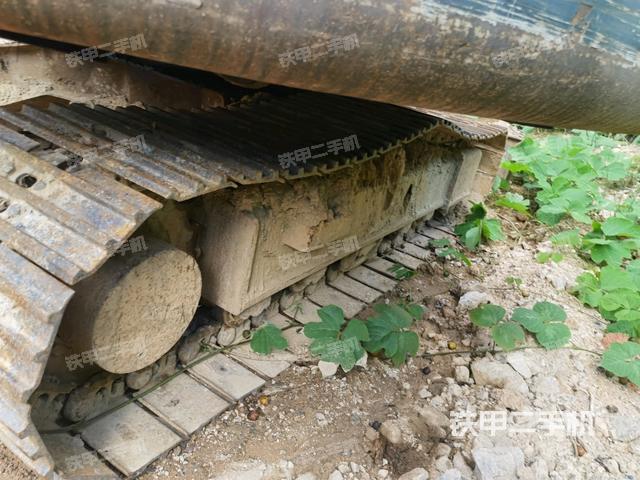 右驱动轮（行走机构）