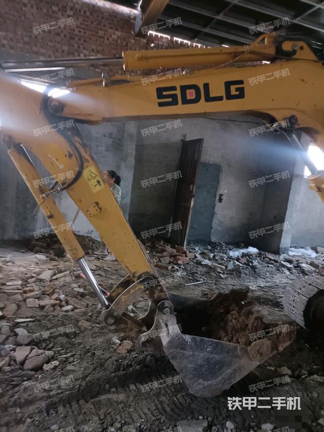 铲斗45度（工作和回转装置）