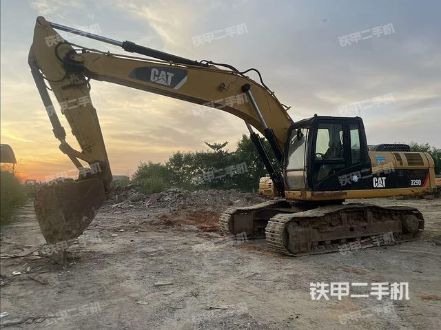 卡特彼勒329D挖掘机