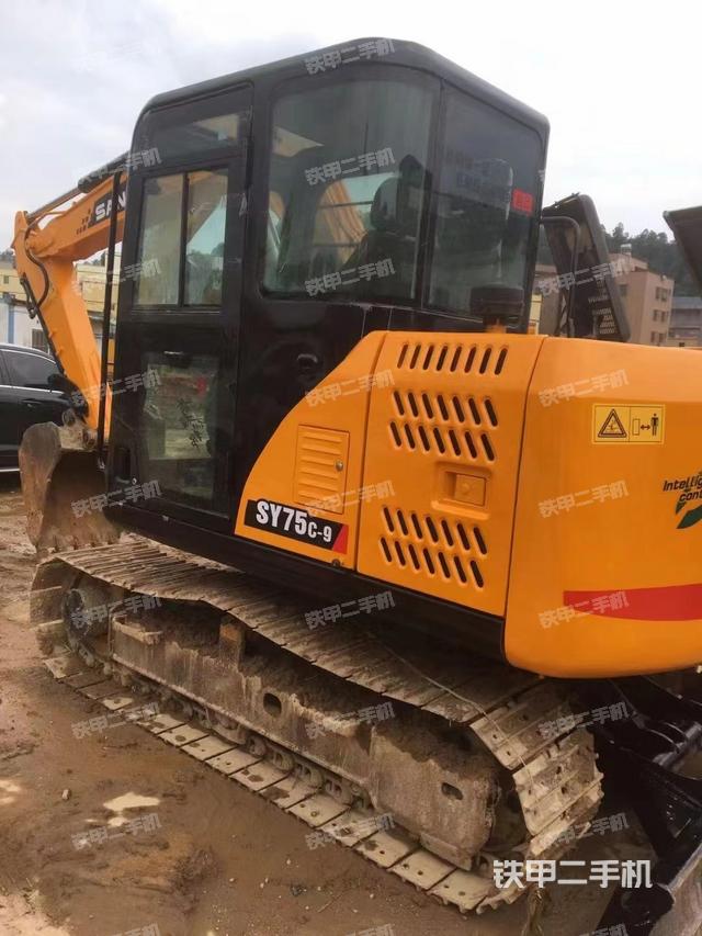 三一重工SY75C挖掘機(jī)