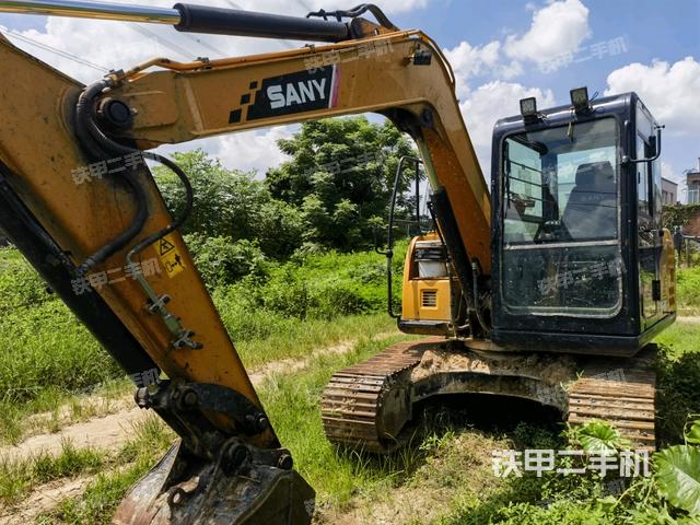 三一重工SY75C挖掘機(jī)