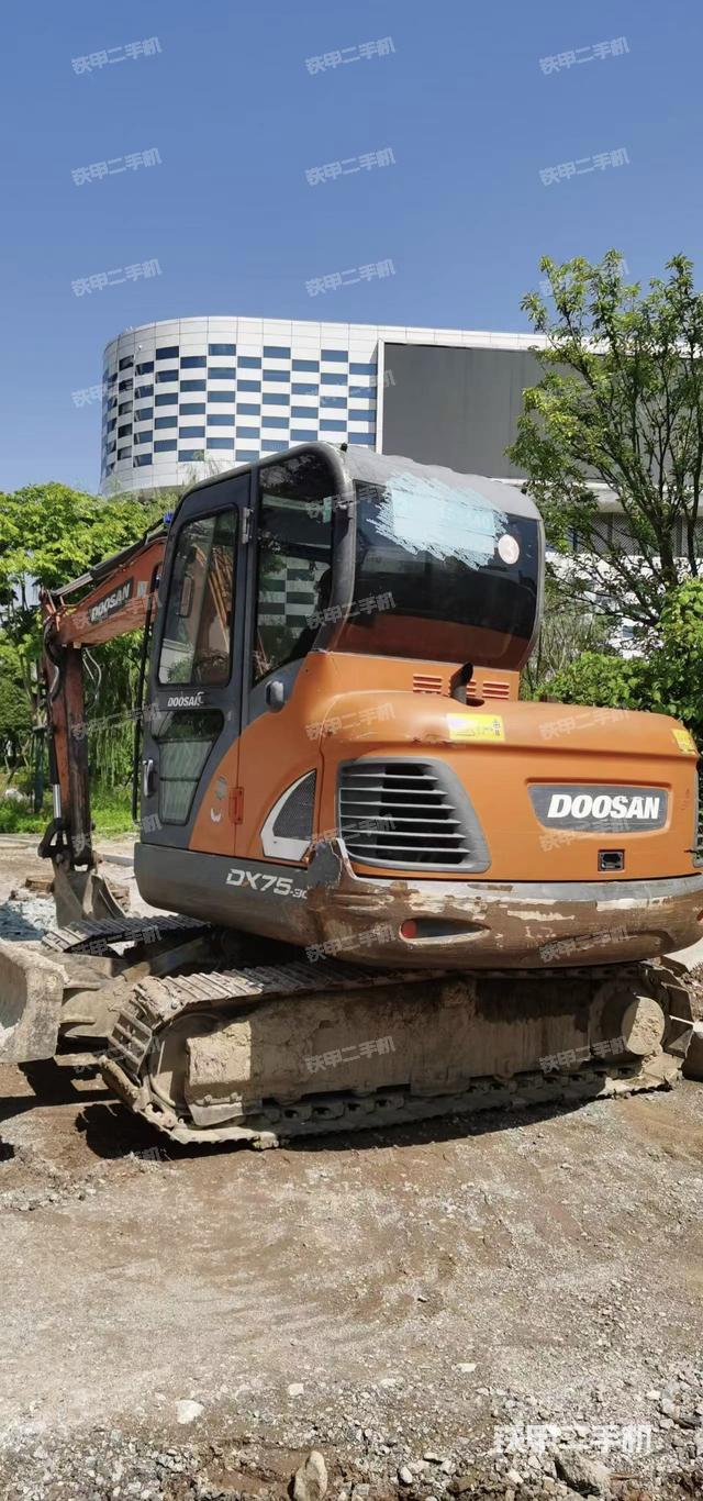 斗山DX55-9C挖掘機