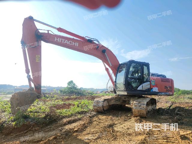 日立ZX200-5A挖掘機(jī)