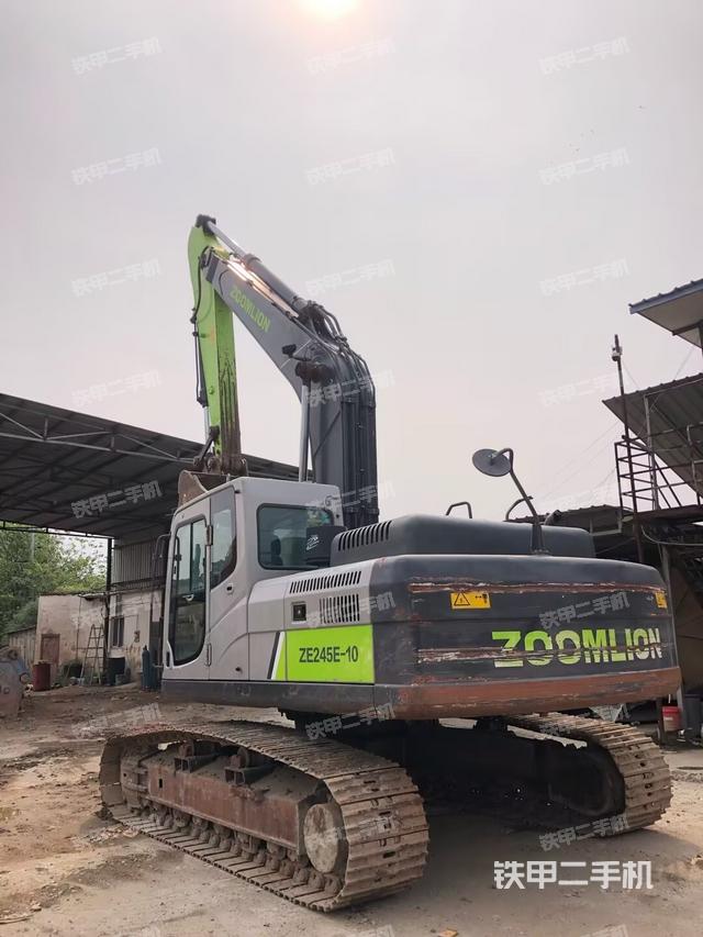 驾驶室整体(整机外观) 驾驶室整体(整机外观)