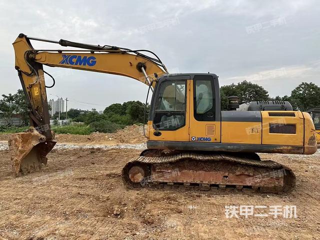 徐工XE200DA挖掘機