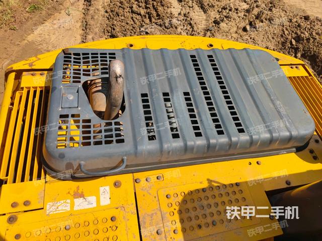 氣門室蓋螺絲特寫(上車部件) 氣門室蓋螺絲特寫(上車部件)