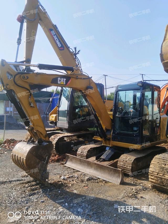 卡特彼勒CAT?305.5E2 小型液壓挖掘機(jī)