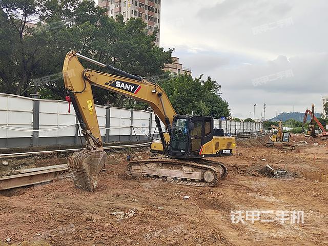三一重工SY205C挖掘机