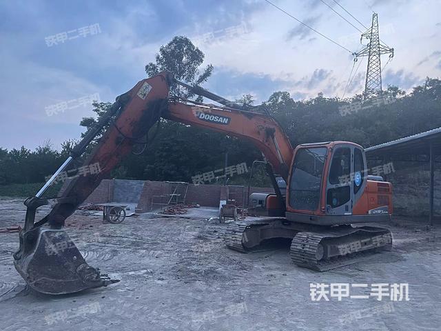 斗山DX150-9C挖掘机