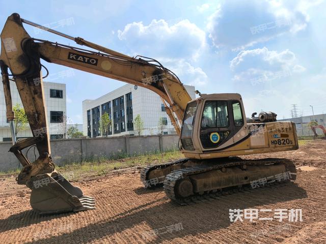 加藤HD820III挖掘機(jī)