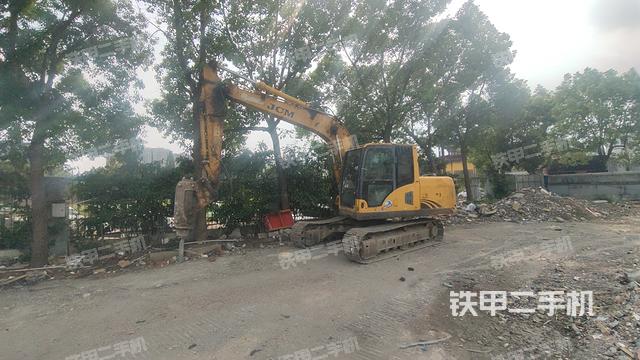 山重建机JCM913D挖掘机