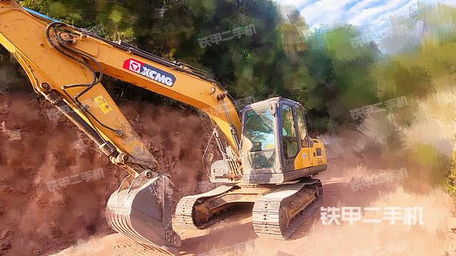 徐工XE135D挖掘机
