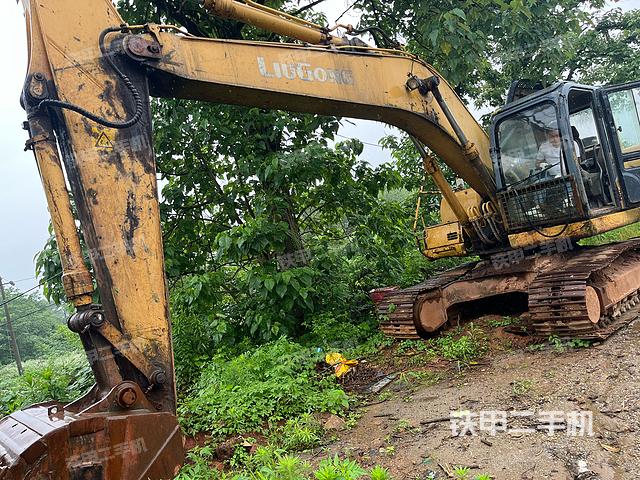 柳工CLG920D挖掘机