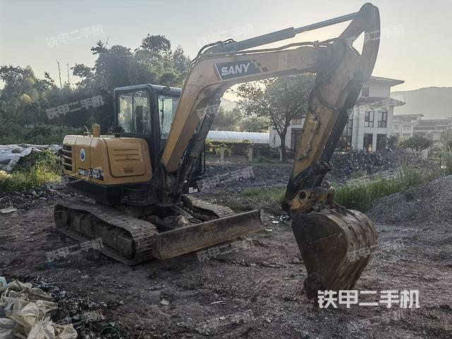 三一重工SY55C挖掘机
